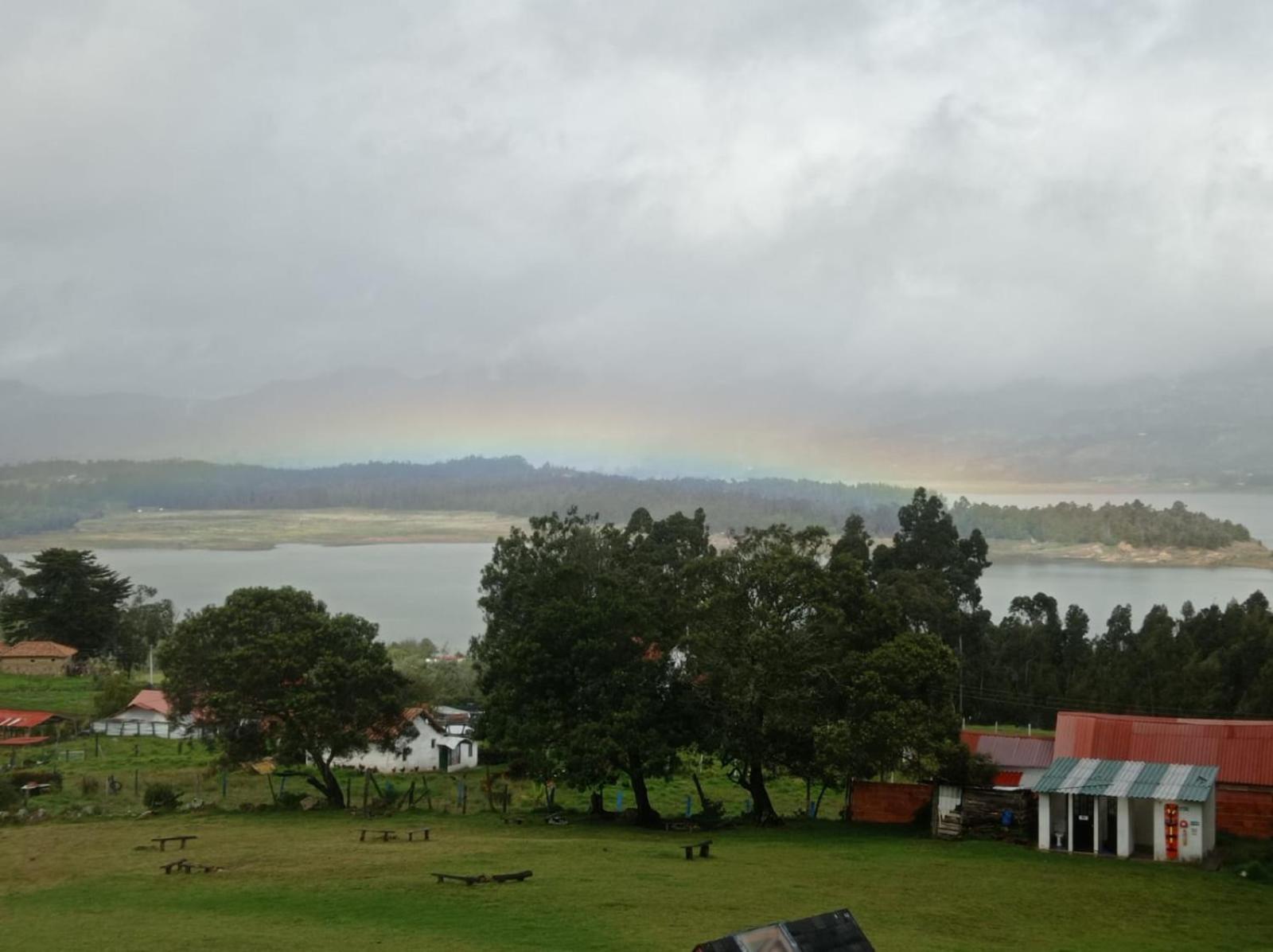 Camping Las Acacias Guatavita Exterior foto