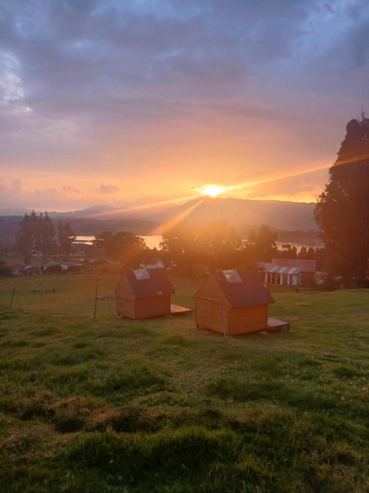 Camping Las Acacias Guatavita Exterior foto